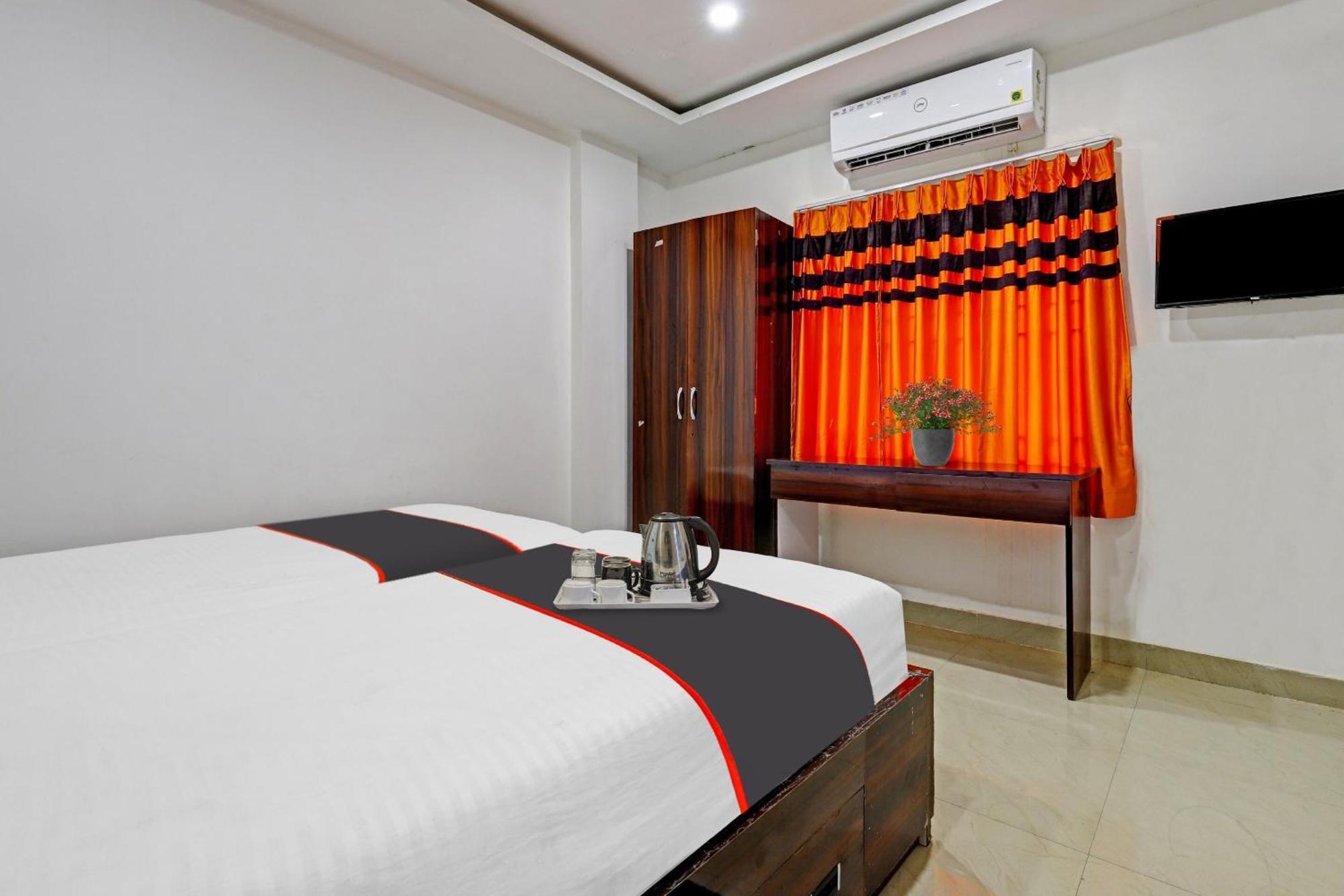 Hotel O Lakhi Guest House Guwahati Exterior foto